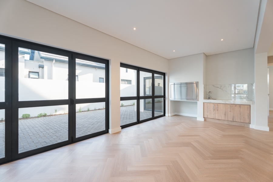 3 Bedroom Property for Sale in Sitari Country Estate Western Cape